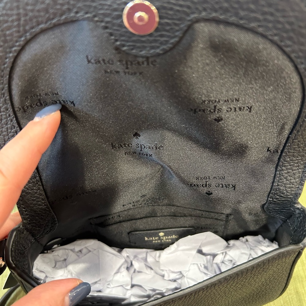 Kate Spade Leila Crossbody - Picture 4 of 5